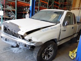  1996 TOYOTA T100 SR5 WHITE XTRA CAB 3.4L AT 4WD Z18374